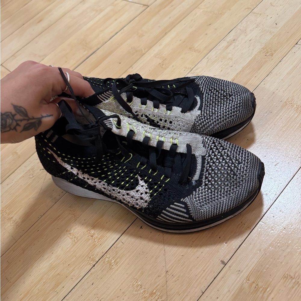 Nike Flyknit Racers